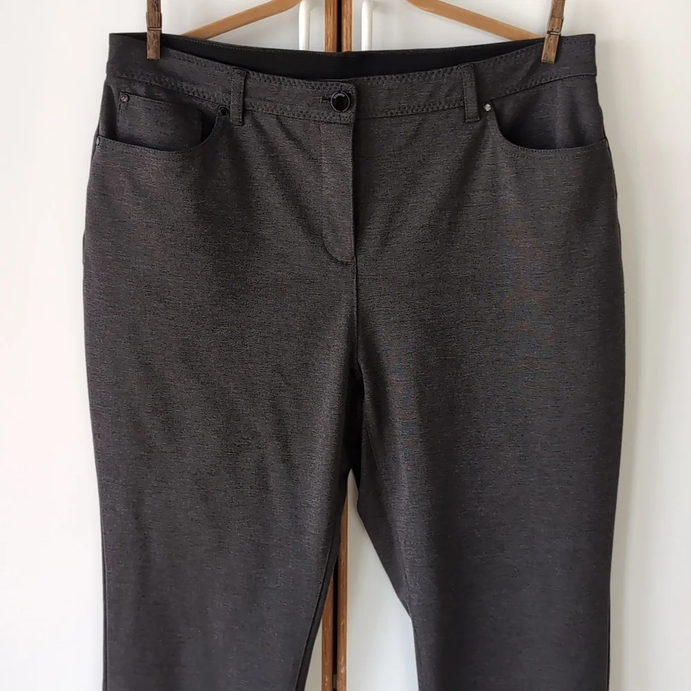 Chico's So Slimming Peyton Pant 1.5 10 Graphite Heather Grey